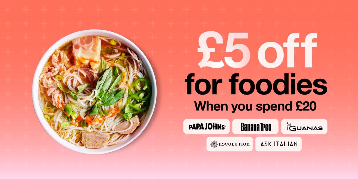 image of the 5G Outdoor Hub attatched to a pipe